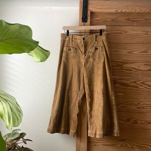 Sundance cropped corduroy pants.
